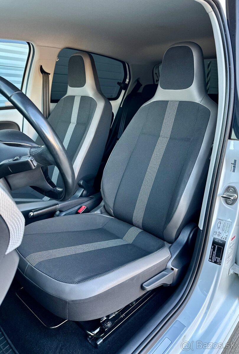 Volkswagen e-UP 60 kW 2017 - 15