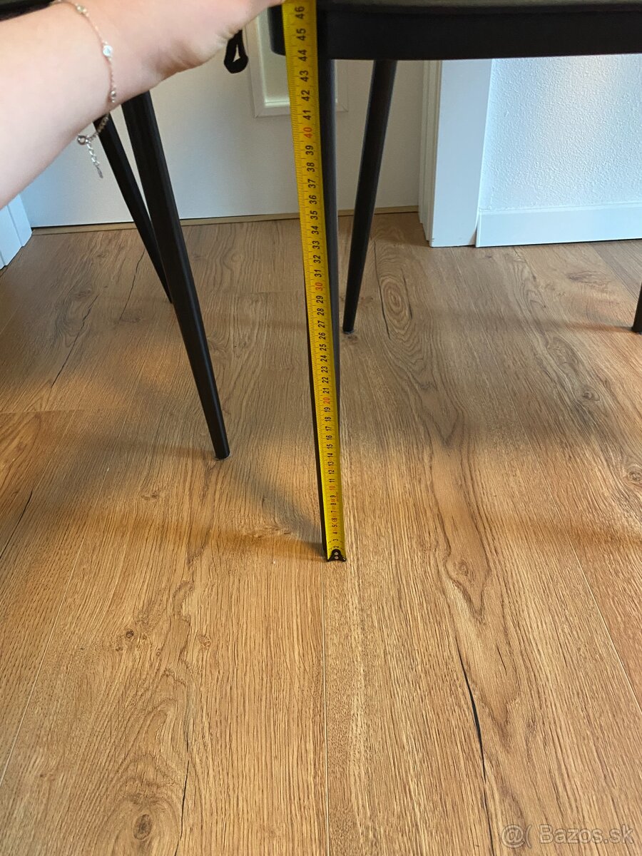 Stolicky na predaj - 15