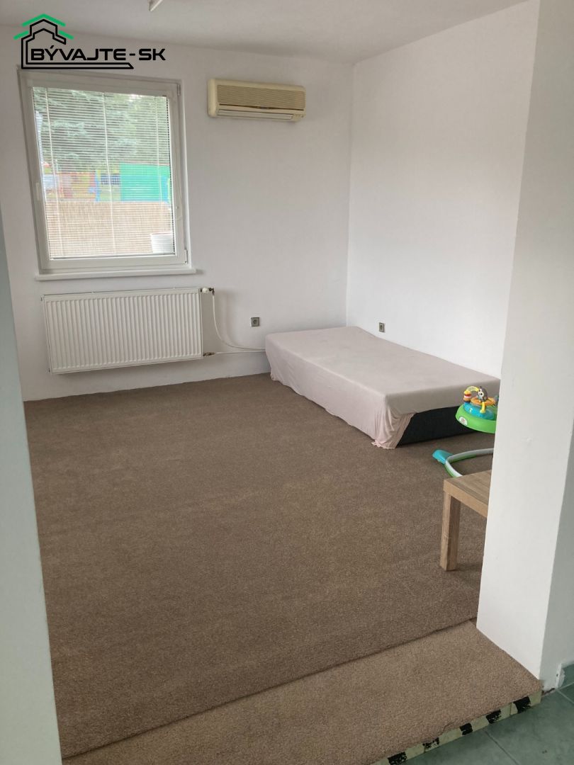 NA PREDAJ Rodinný dom v Sebedraží, okres Prievidza - 15