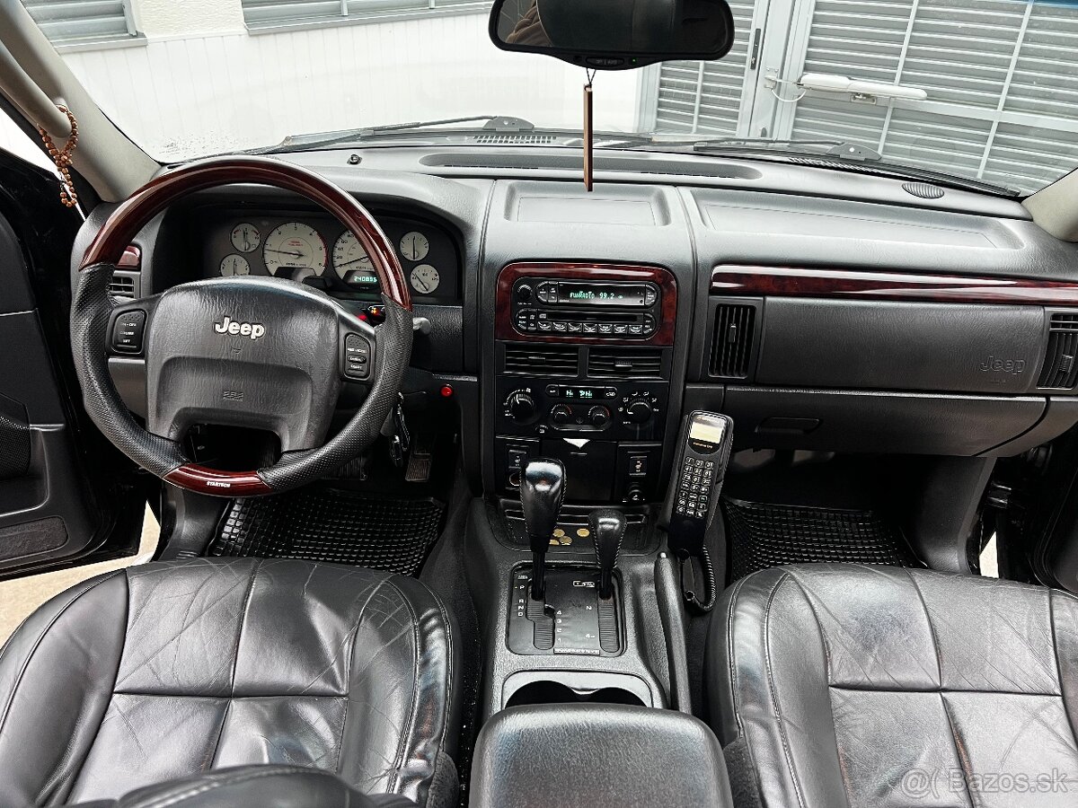 Jeep Grand Cherokee - 15