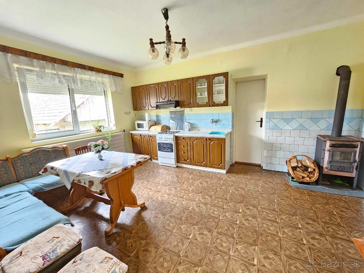 RD v obci RADAVA - 5min.od PODHÁJSKEJ - 15