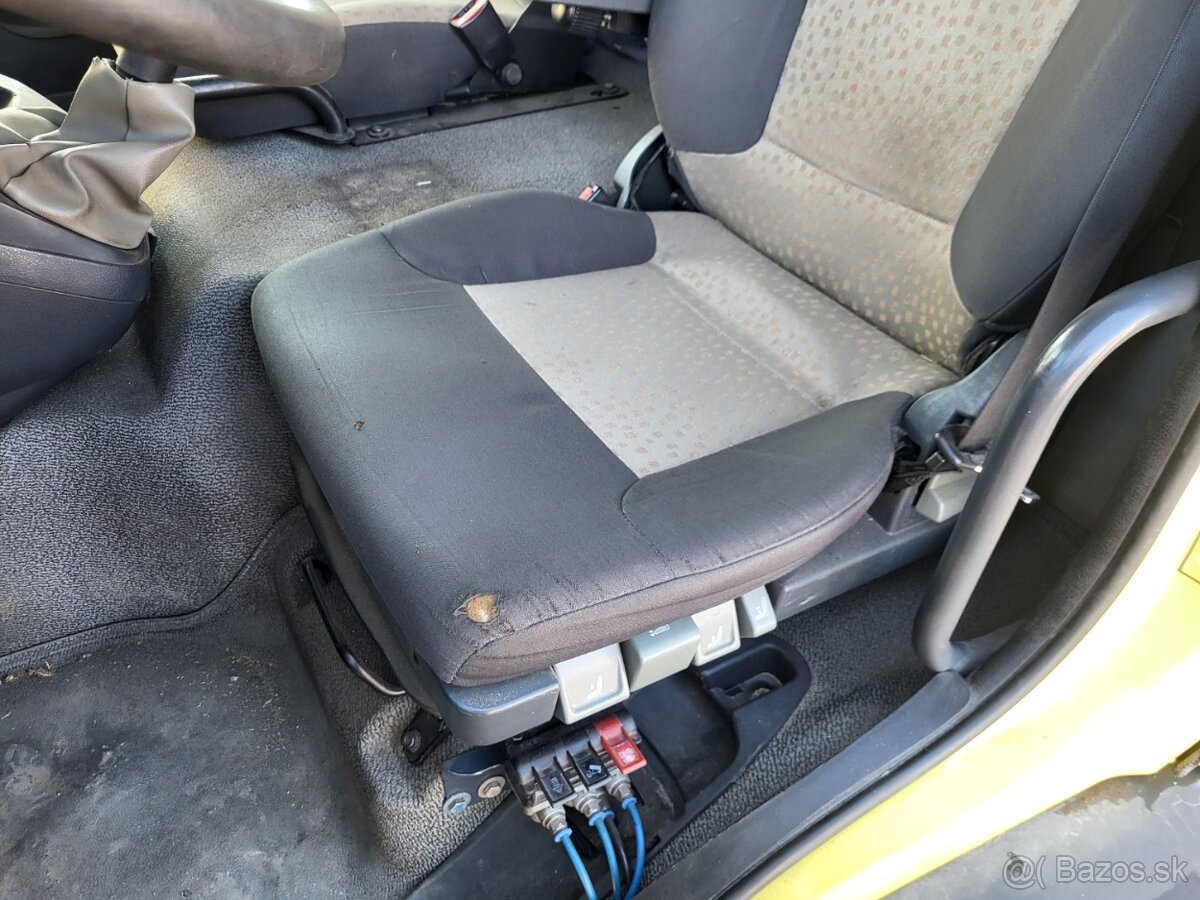 RENAULT MIDLUM 300 DXI 3S 4X4 - 15