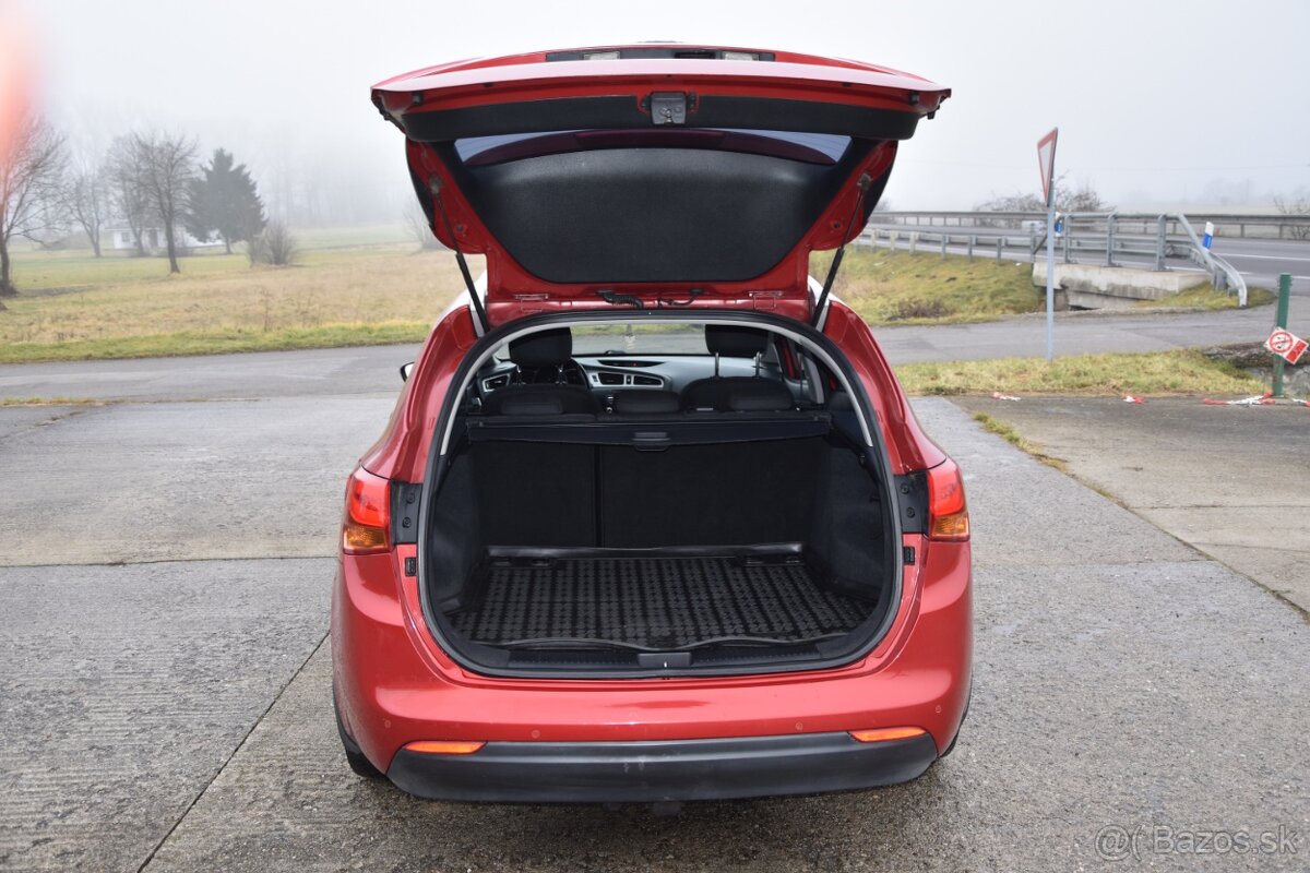 Kia Cee´d SW 1.6 GDI LX/Silver - 15