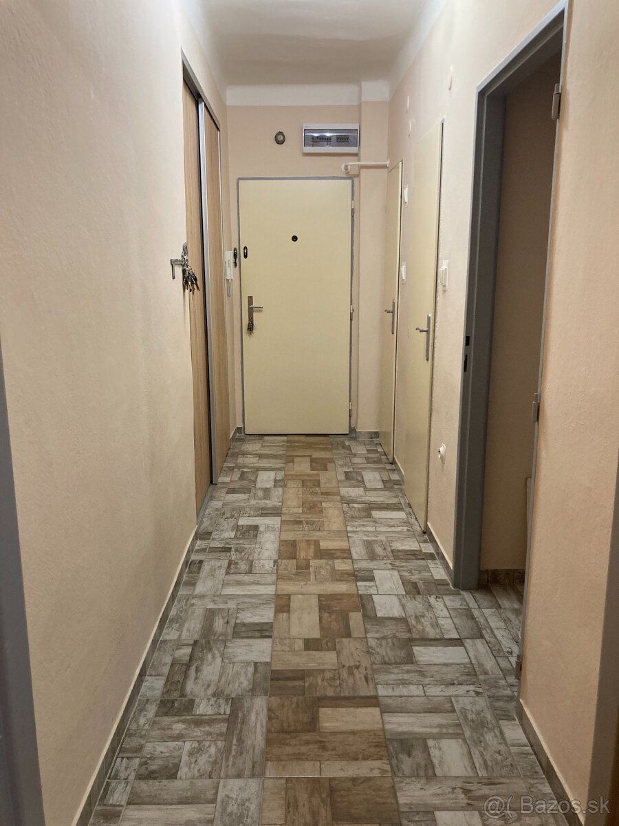 TOP PONUKA Trojizbovy byt Lučenec - 15