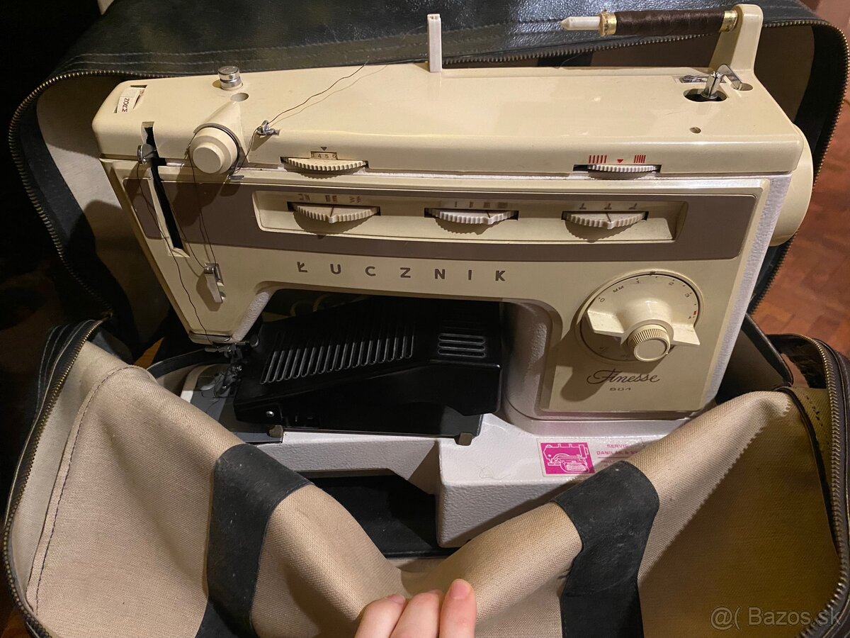 Šijací stroj Lucznik - 15