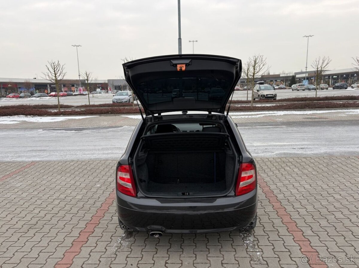 Škoda Fabia 1.9 TDi 96kw RS serviska - 15