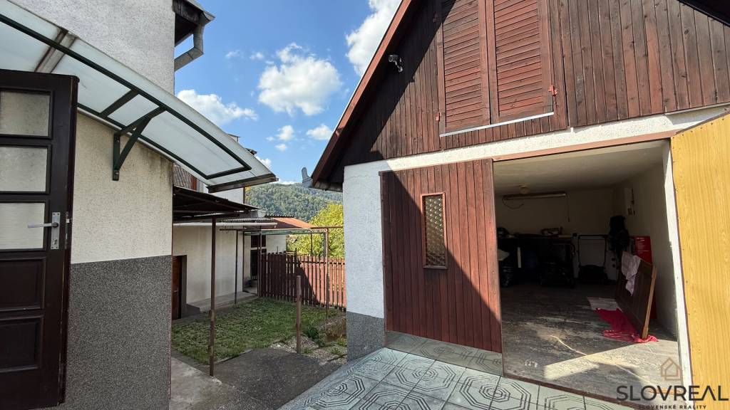 SLOVREAL - Predaj rodinný dom kúsok od mesta Žarnovica v obc - 15