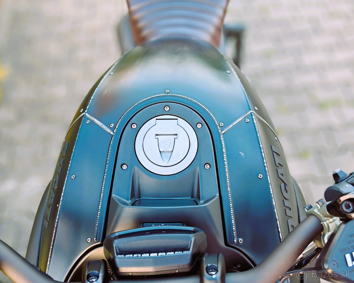 DUCATI DIAVEL DIESEL EDITION 666-ZBERATELSKY KUSOK - 15
