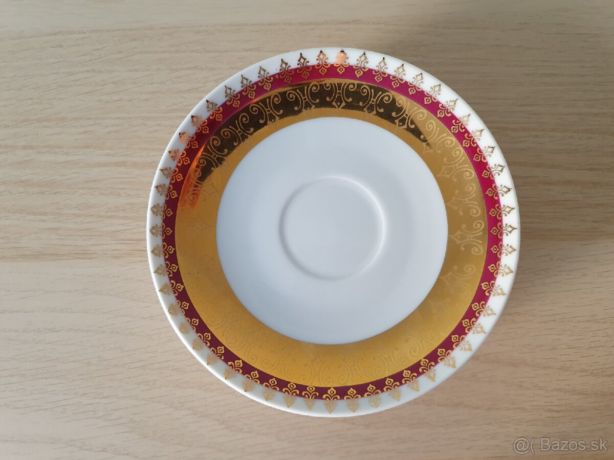 Porcelánové šálky s tanierikmi - súprava - 15