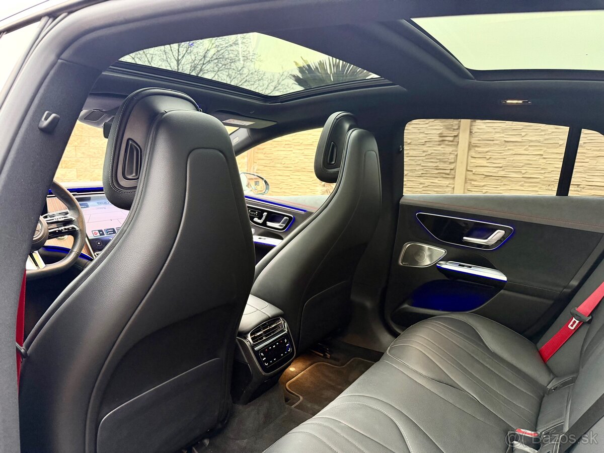 Mercedes EQE 350+ AMG packet. - 15