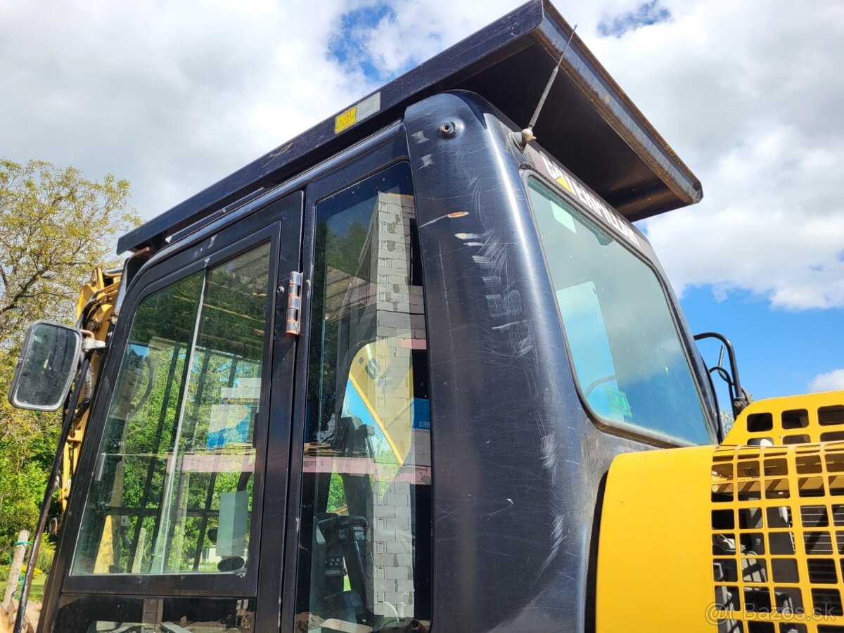 CATERPILLAR 311 D LRR - 15