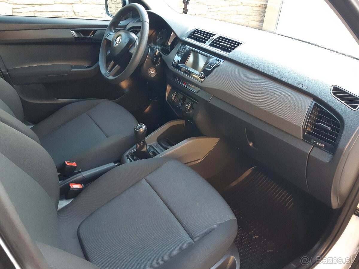 Škoda Fabia - 15