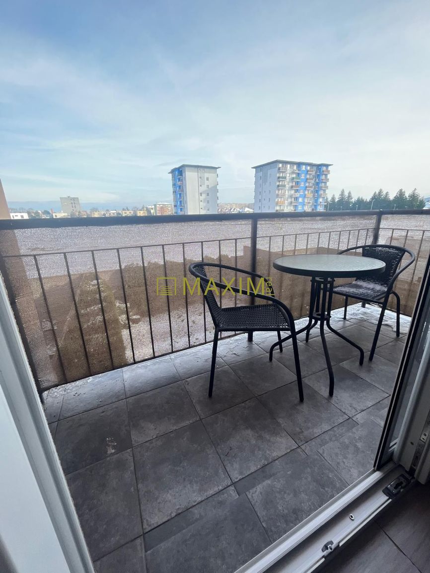 Štýlový a svetlý 2-izbový byt na prenájom – nový nábytok, ba - 15