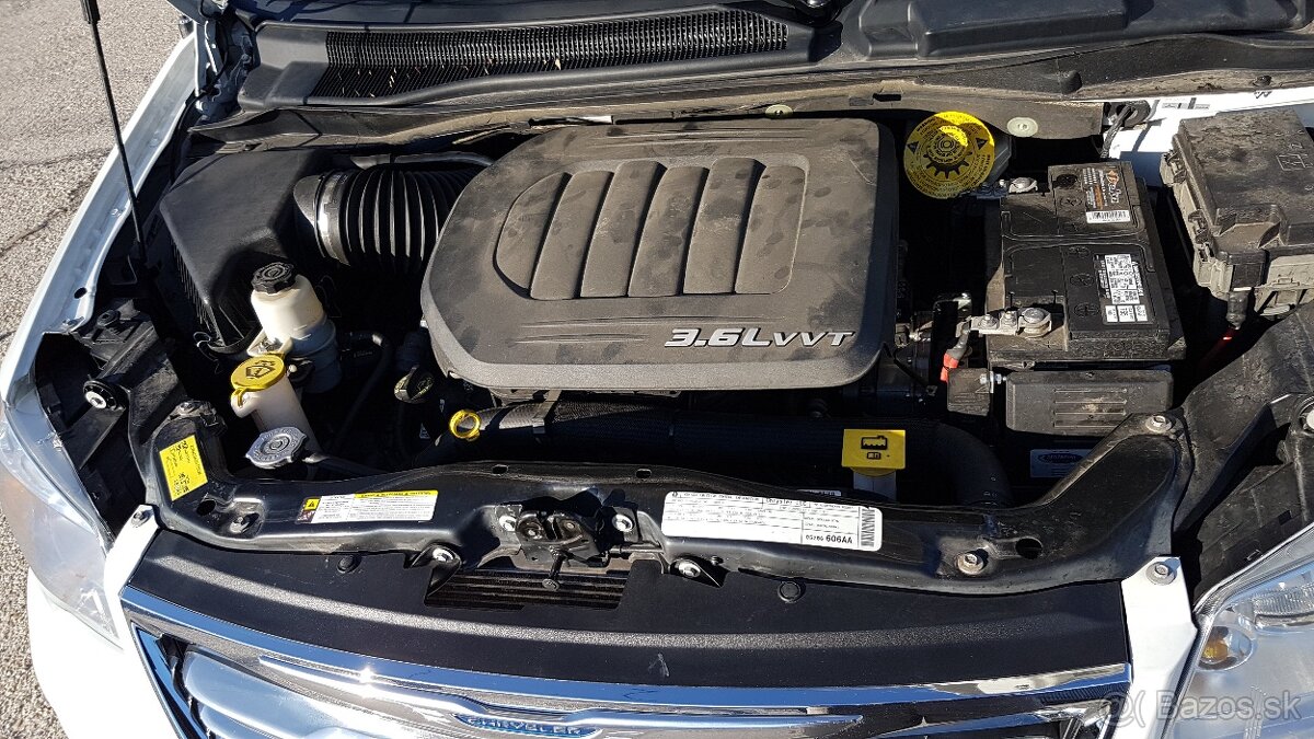 Chrysler Town&Country - 15