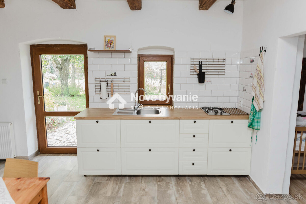 Predaj - privátna rezidencia- Žemberovce (N002-14-TIKU) - 15