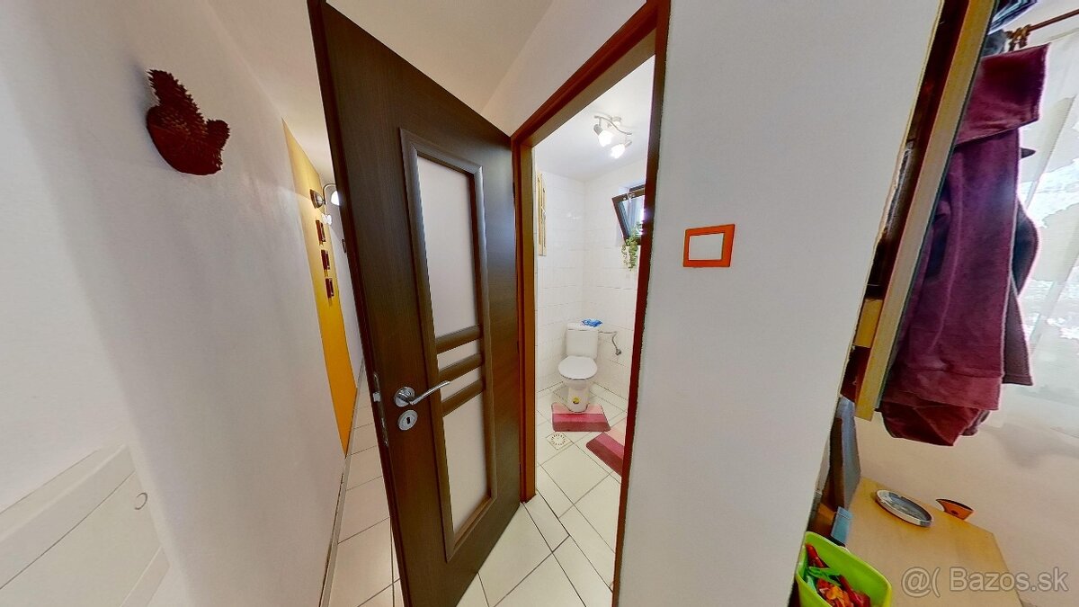 Rodinný dom/chalupa pod lesom, Žarnovica, časť Lukavica - 15