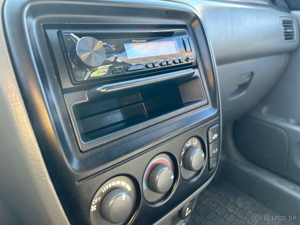 Honda CR-V 2.0i 108 kW 4x4 - 15