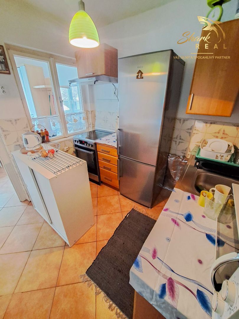 Malebný romantický domček pod lesom - 15