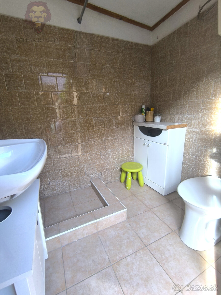 NA PREDAJ - Pozemok s chatkou neďaleko Sĺňavy - 15