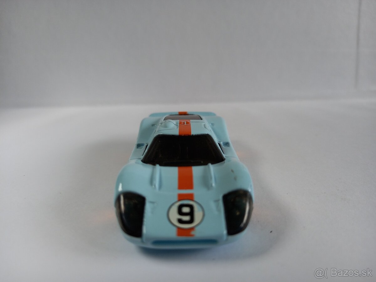 HOT WHEELS - FORD GT40,GT40 Mk.IV, RS200-GULF - 15