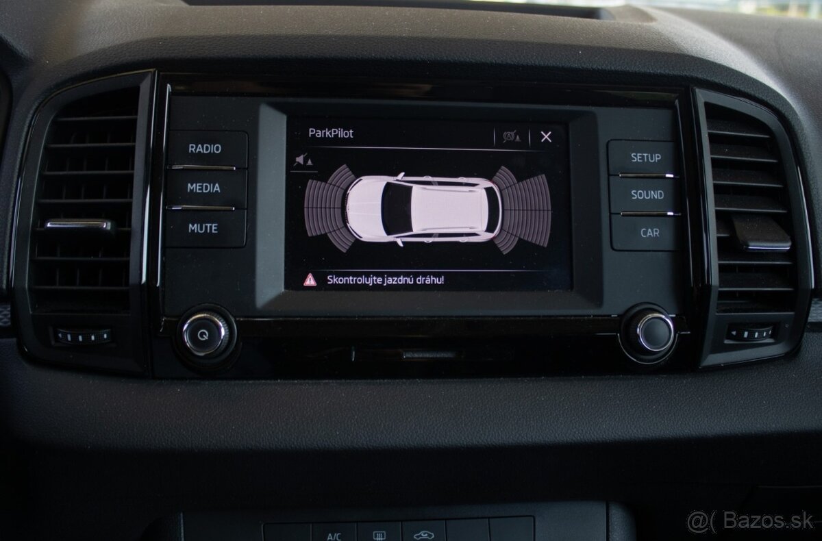 Škoda Karoq 1.6TDI Life M6 - 15