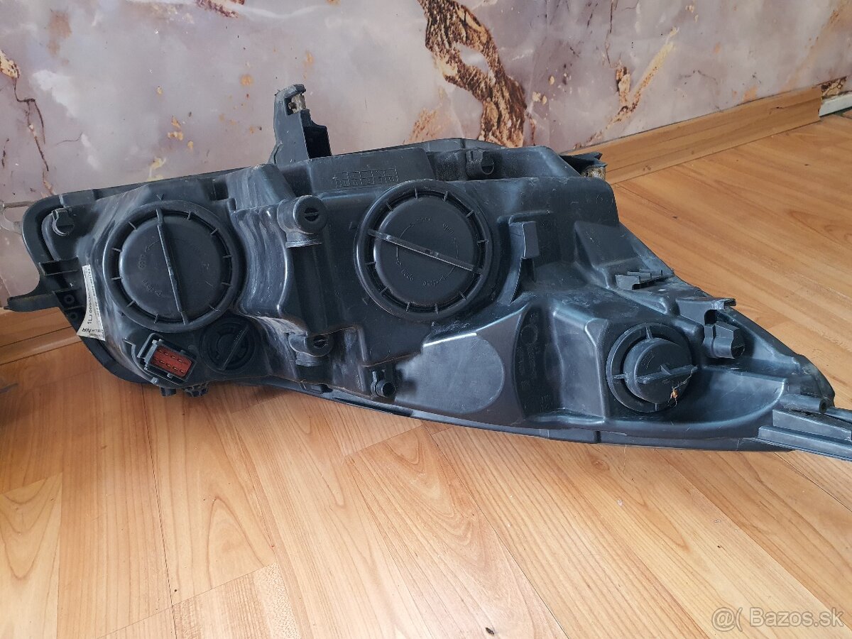 Predné svetlá Opel insignia - 15