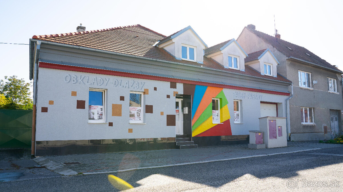 Podnikateľský objekt v Holíči - hala, bytové jednotky - 15