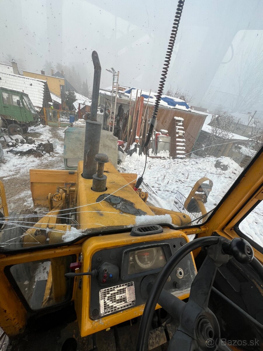 FORD 550 – traktorbager, rýpadlo-nakladač – - 15