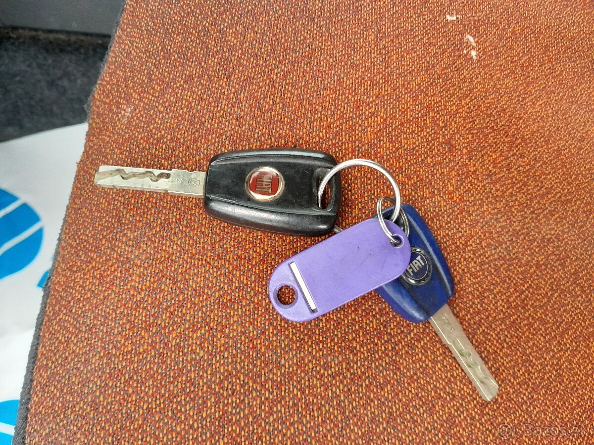 Fiat Doblo 1.3jtd 55kw combi model 2009 - 15