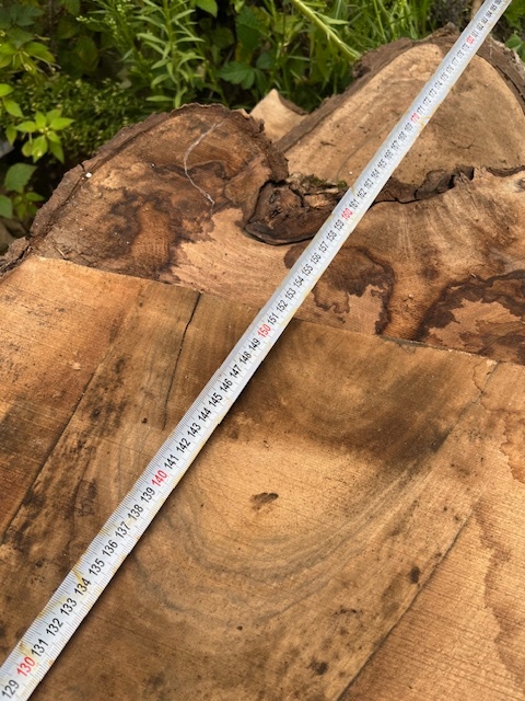 Orechové drevo - rezivo - 15