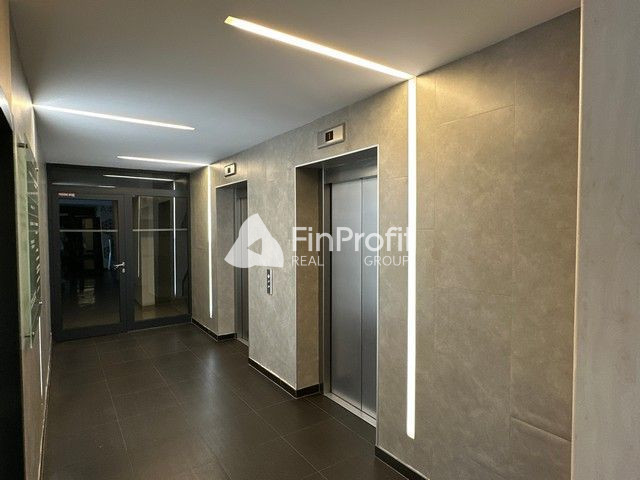 Reprezentatívne administratívne priestory na prenájom - od 1 - 15