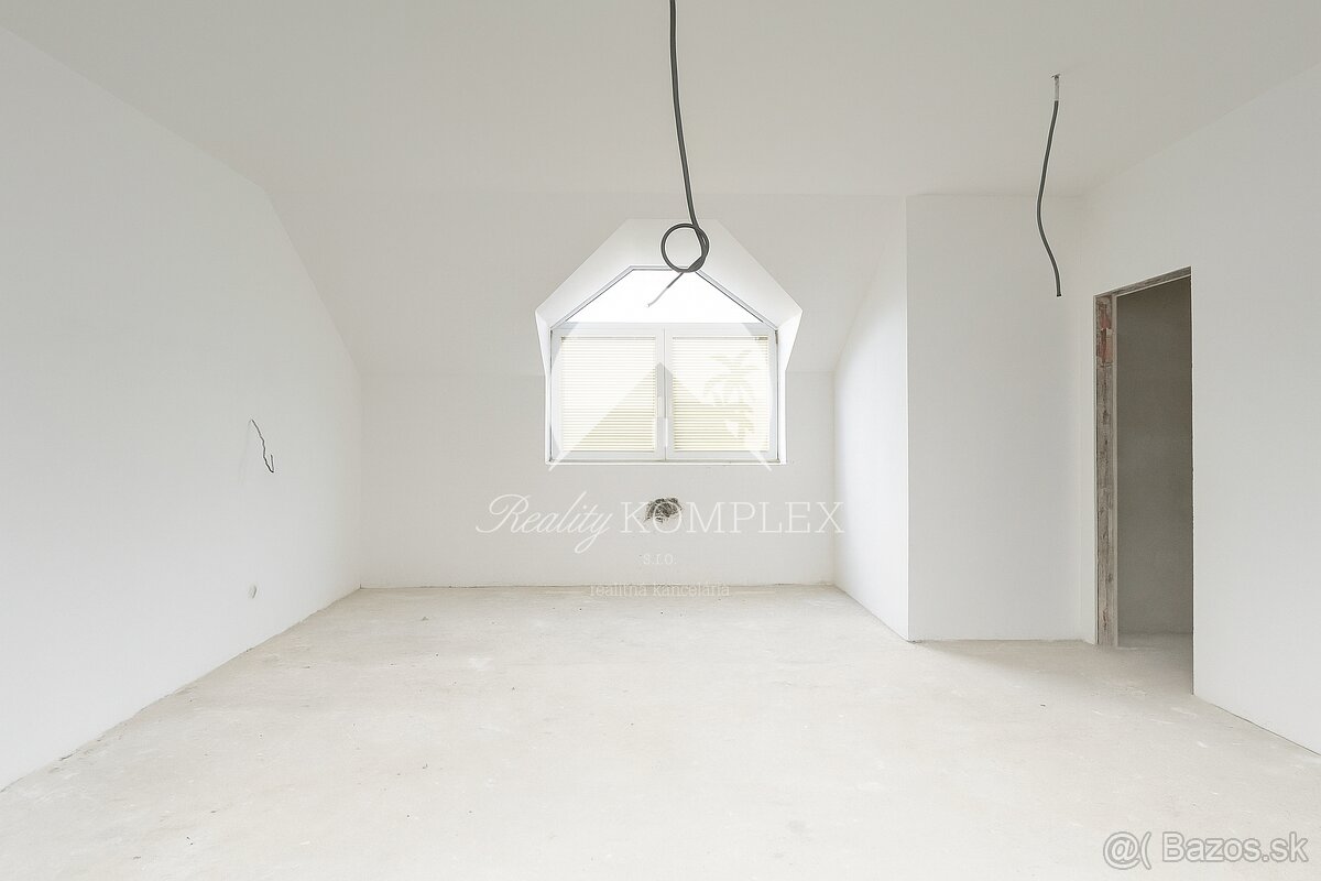 LEN U NÁS Reality KOMPLEX s.r.o. Vám ponúka 6-izbový r - 15