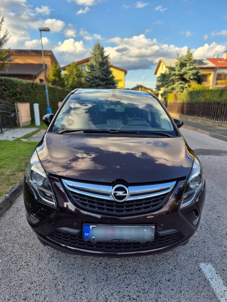 Predám Opel Zafira Tourer 2.0 - 7 miestne - 15