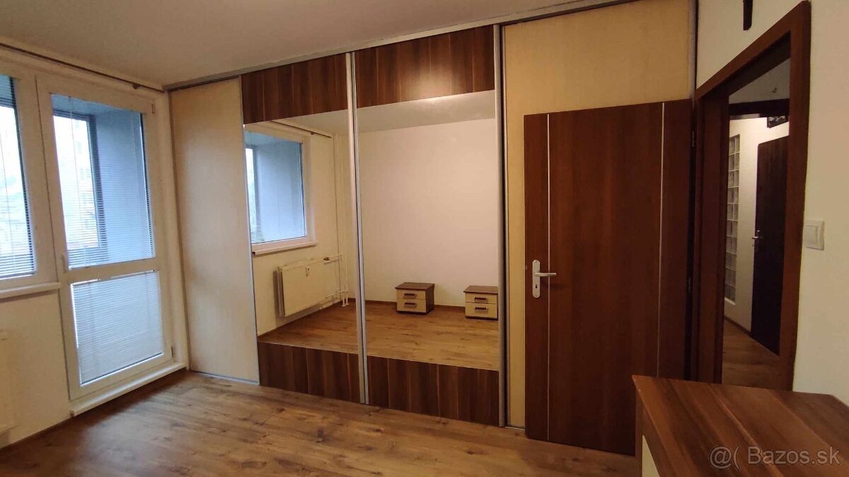 3-izbovy byt na prenájom na ulici Komenského - 15