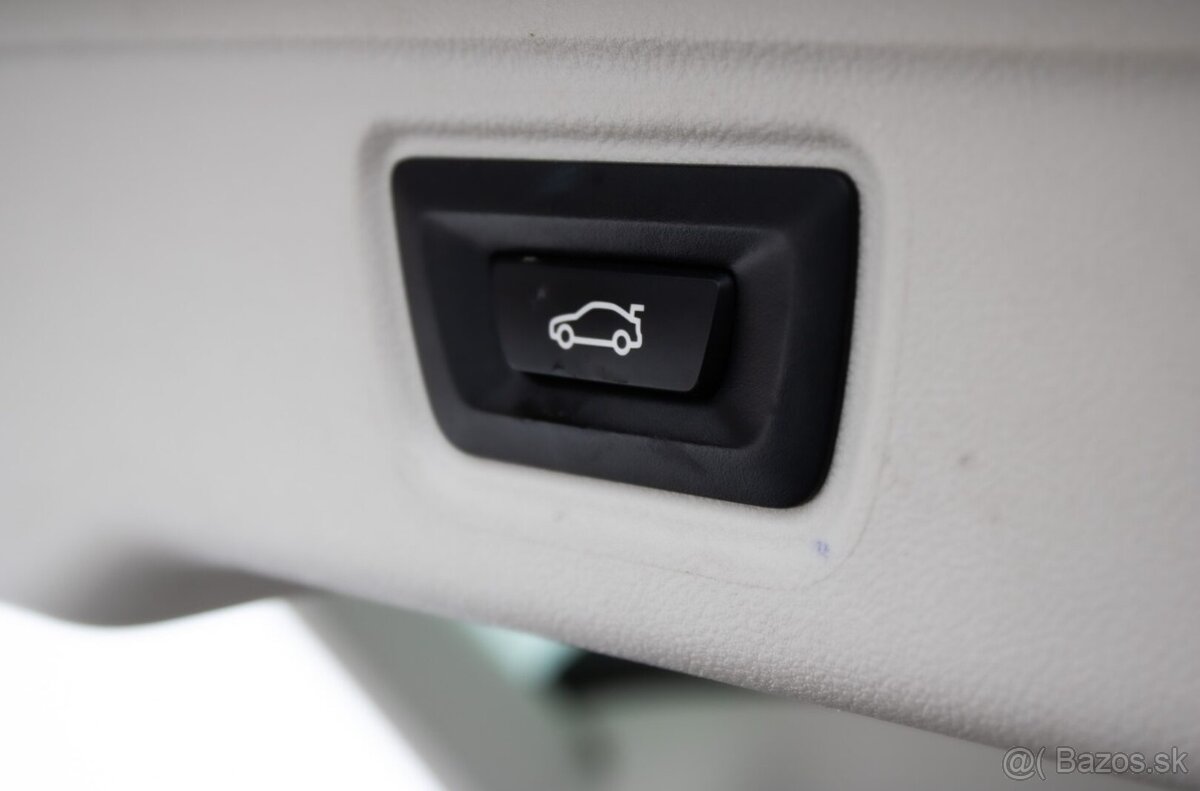 BMW Rad 3 Touring 318i A/T - 15