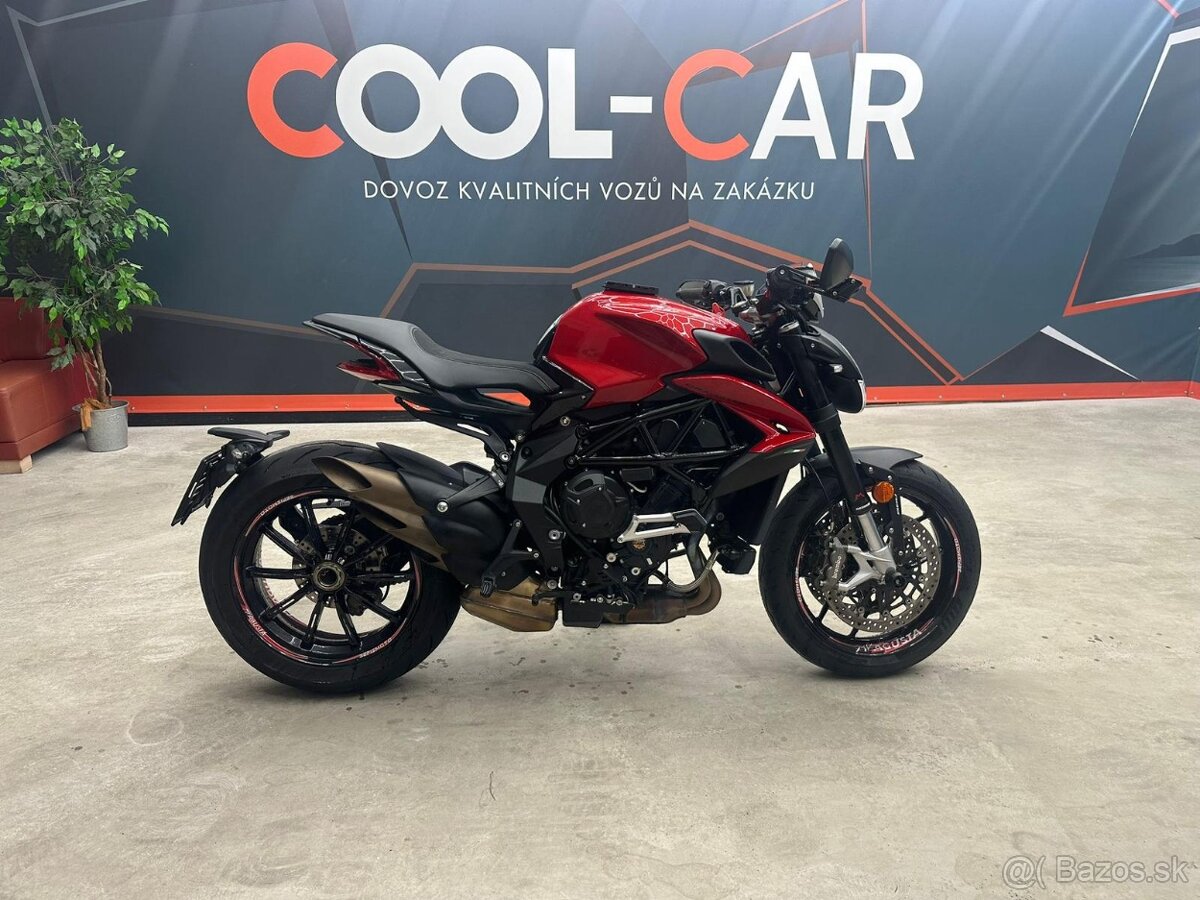 MV Agusta Dragster 800R 1. maj DPH 1980km - 15