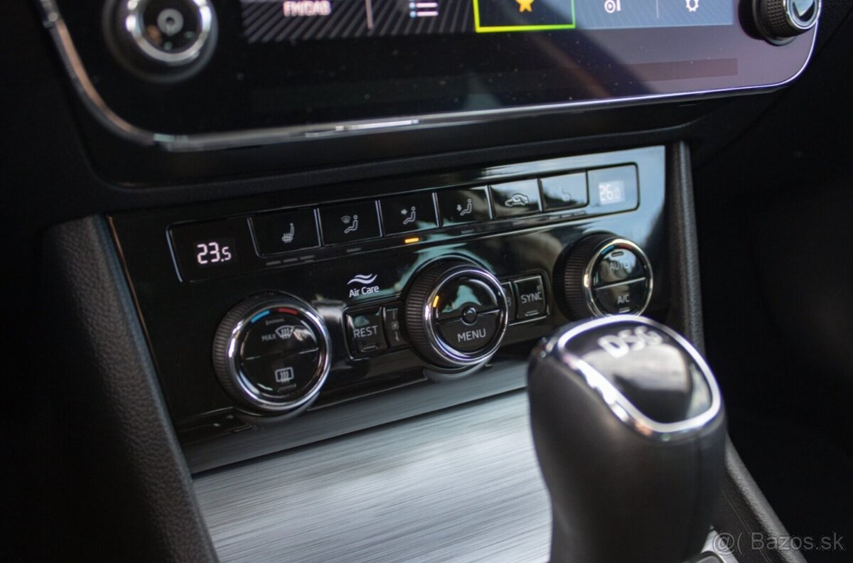 Škoda Superb Combi 2.0 TDI DSG - 15