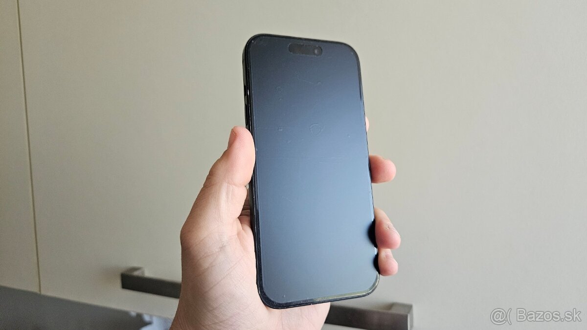 Apple iPhone 15 tmavý 128GB - aj vymením - 15