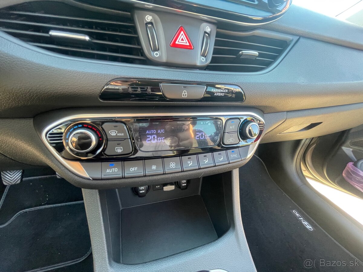 Hyundai i30 1.4 t-gdi - 15