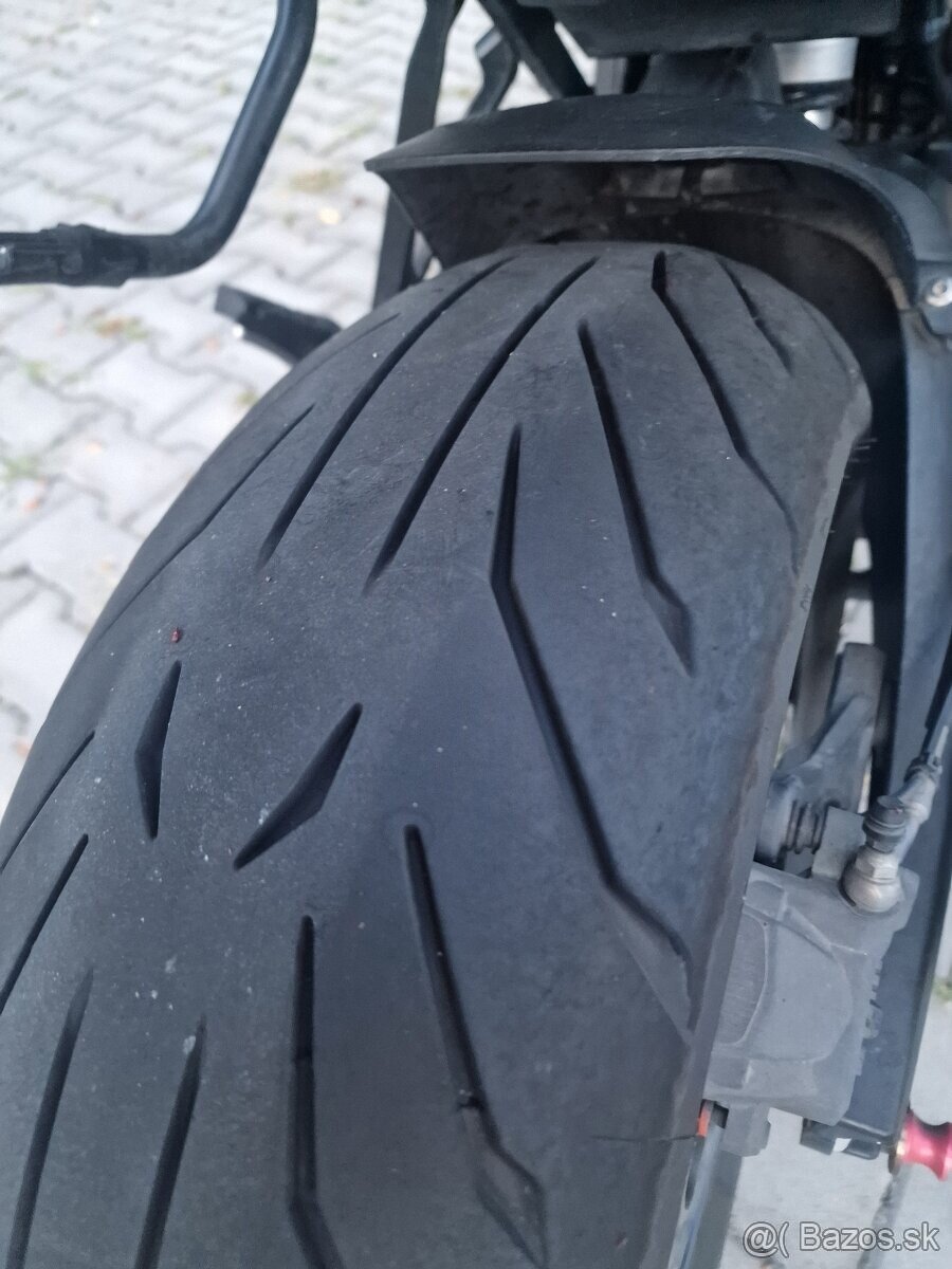 Predám BMW s1000xr,ročník 9/2017 najazdené 52 654km , 121kw - 15