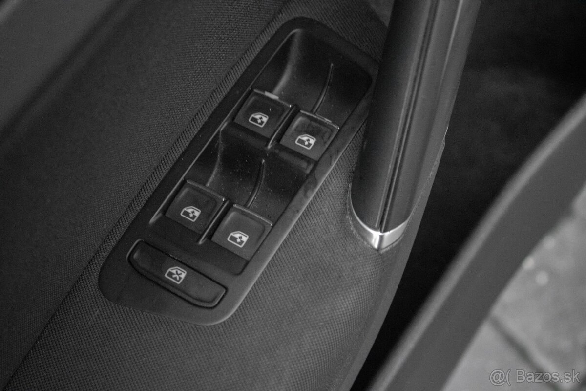 Volkswagen Golf 7 Combi 2.0 TDI - 15