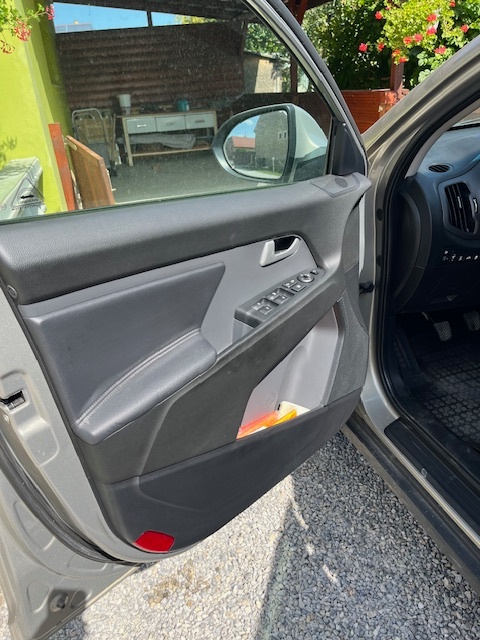 Kia Sportage 2.0 CRDi AWD - 15