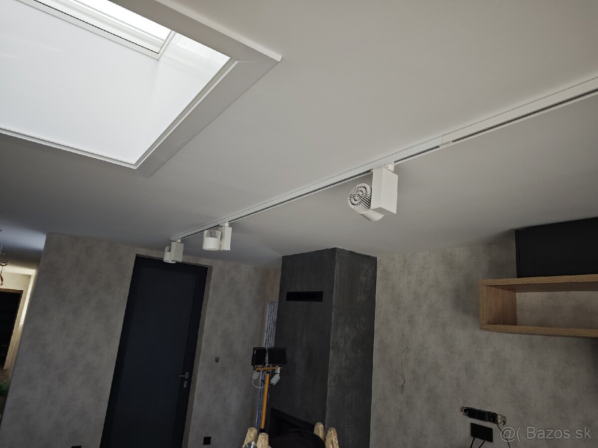 Kolajnicove svetla GLOBAL - 15