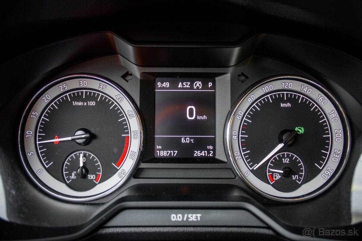 Škoda Octavia Combi 2.0 TDI Style DSG - 15