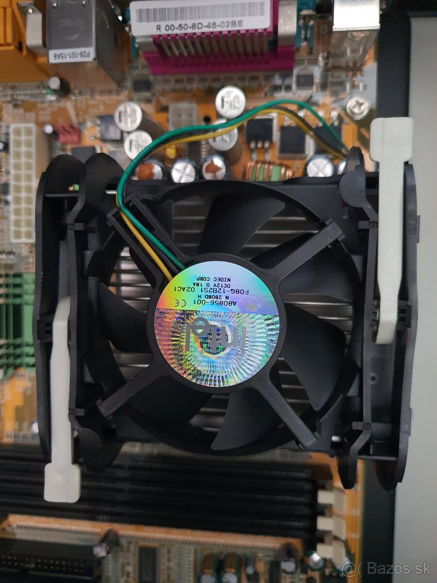 Socket 775: Gigabyte GA-G41M-ES2H, Socket 478: ABIT SR7-8X - 15