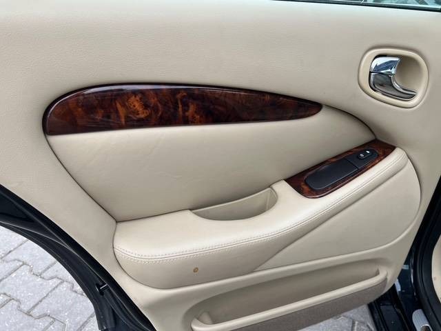 Jaguar S-Type 2.7 V6 Classic A/T - 15