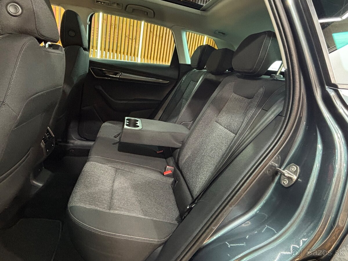 Škoda Karoq 1.5 TSI ACT Style 4x4 DSG - 15