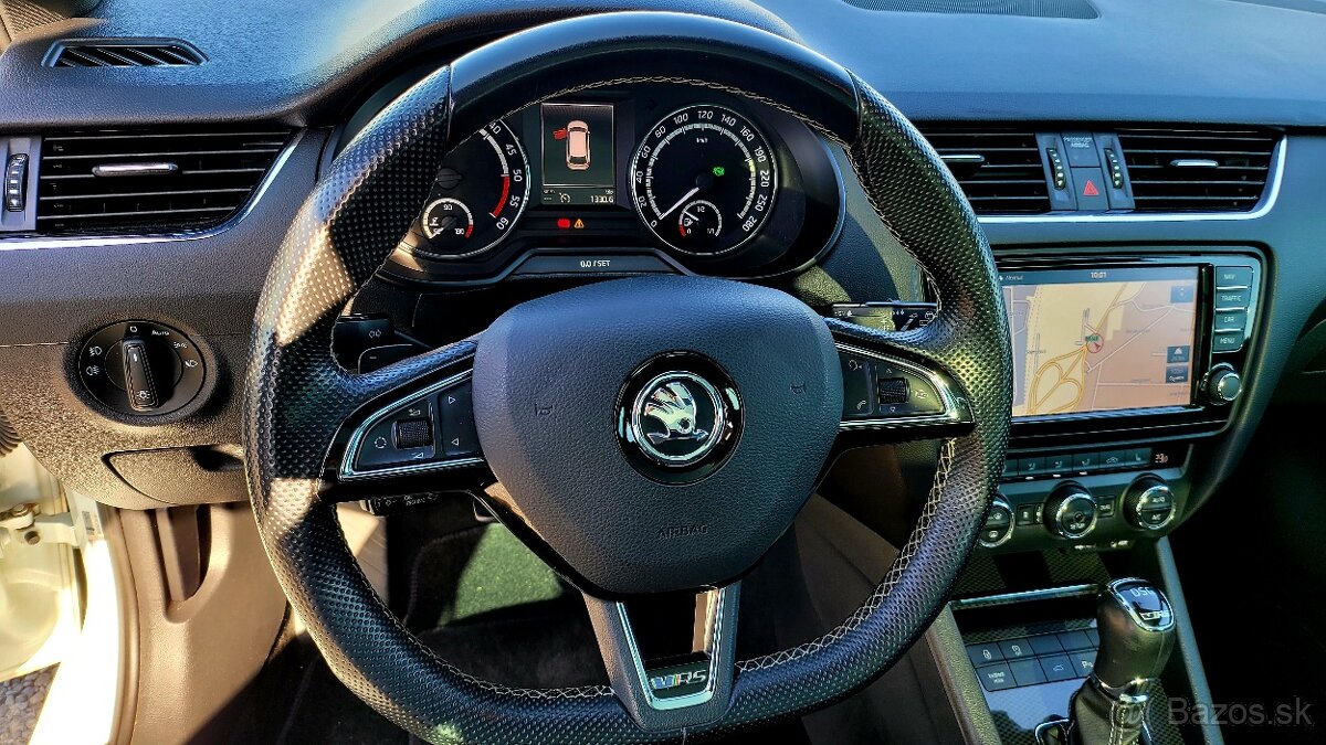 Škoda Octavia Combi 2.0 TDI DPF RS DSG - 15