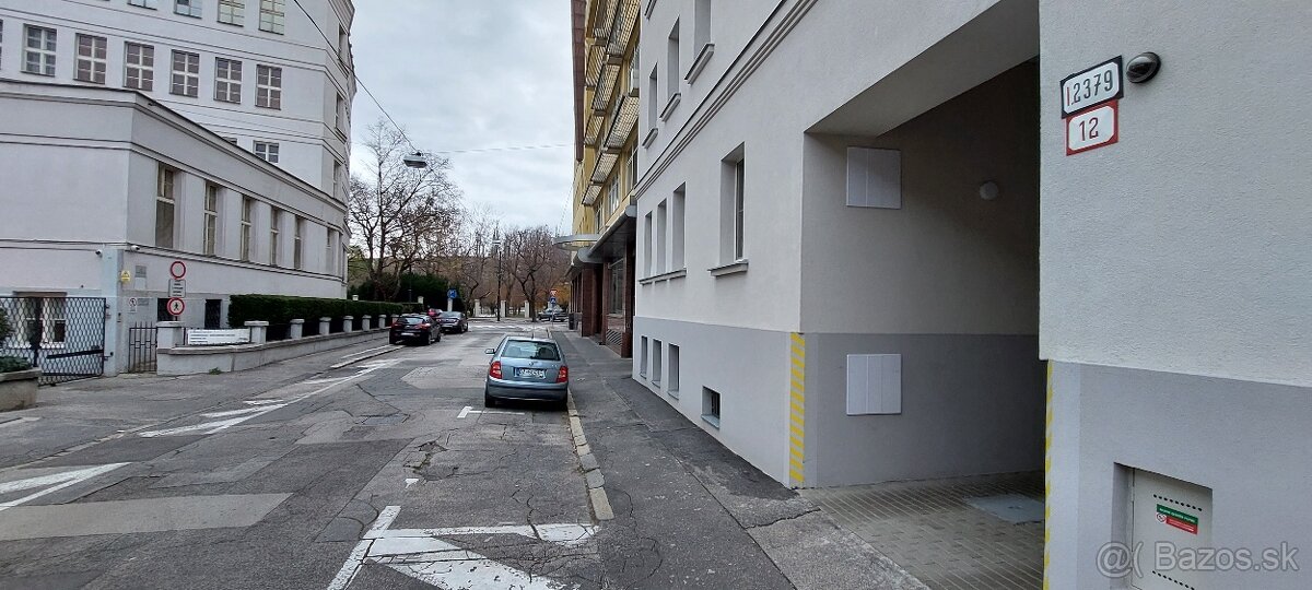 3 izbov Centrum s sparkovacim.miestom - 15