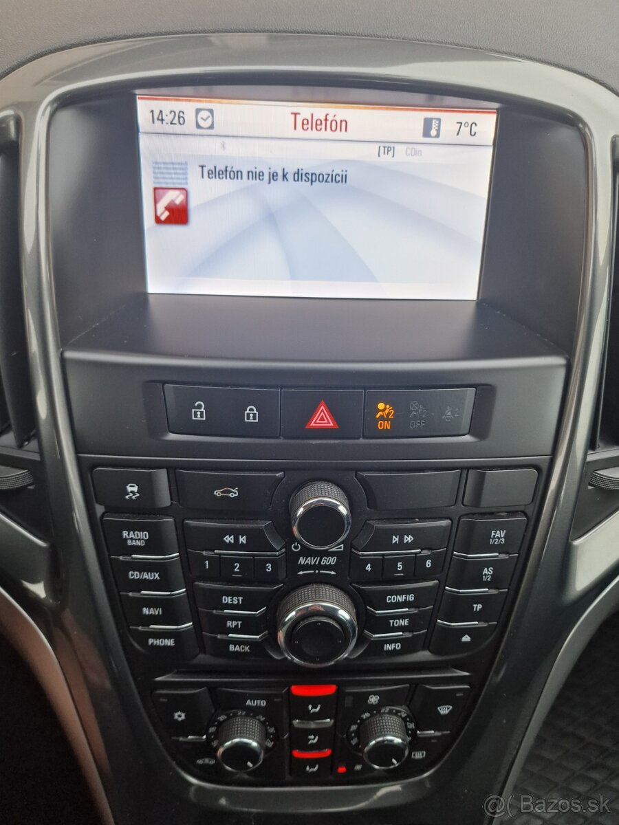 Opel Astra 1.7 CDTI 130K Active/Drive SR 1majiteľ Servisná h - 15